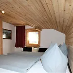 Unterfloeber-3 By Interhome