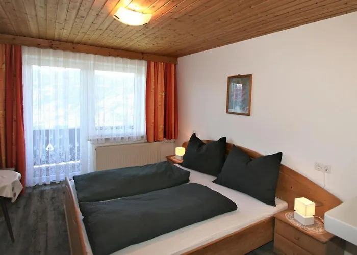 Apartamento Unterfloeber-3 By Interhome