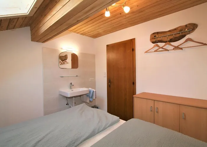 Apartamento Unterfloeber-3 By Interhome *