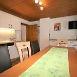 Apartmán Unterfloeber-3 By Interhome *