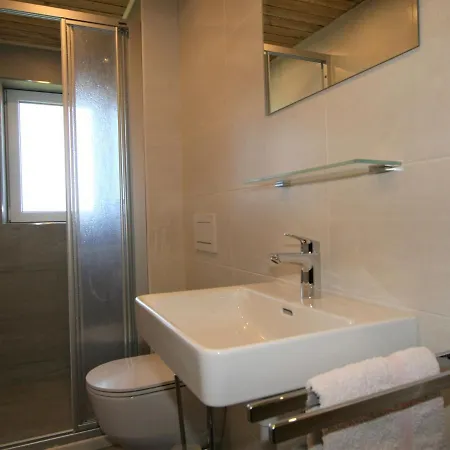 Unterfloeber-3 By Interhome *