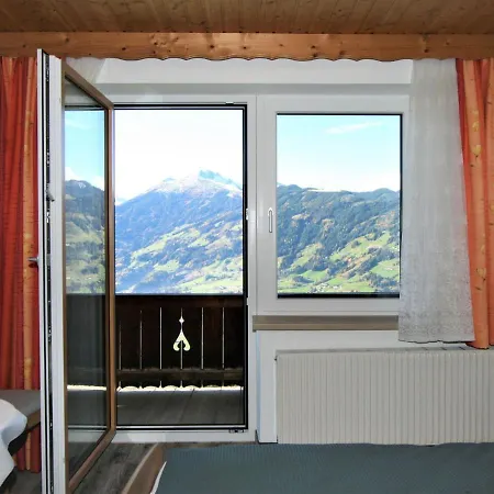 Unterfloeber-3 By Interhome Apartmán *